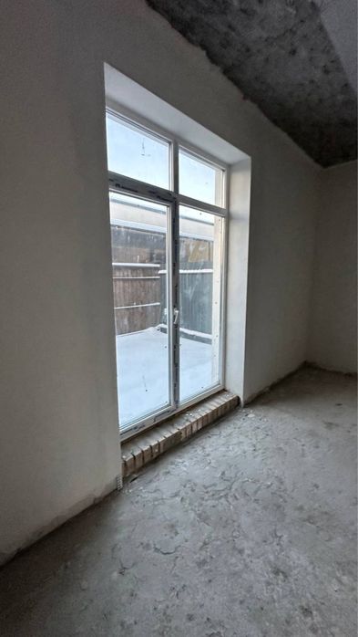 Таунхаус на етапі ремонту в Ірпені.