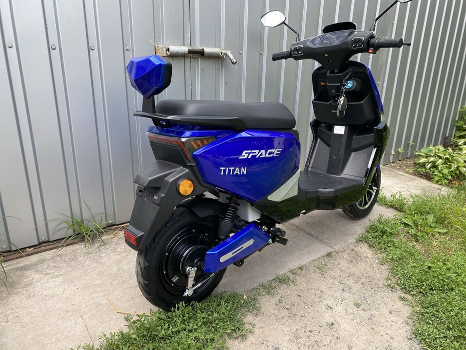 Новий електроскутер SPACE TITAN