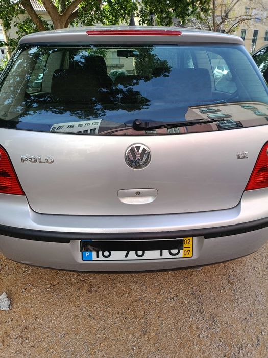 Automóvel WV polo 1.2 de 2002, impecável com revisão, embraiagem e distribuição novas