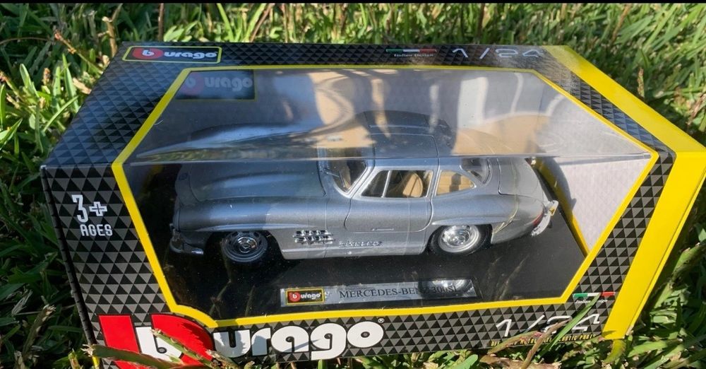 Mercedes-Benz 300 SL Burago 1/24