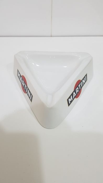 2 Cinzeiros novos