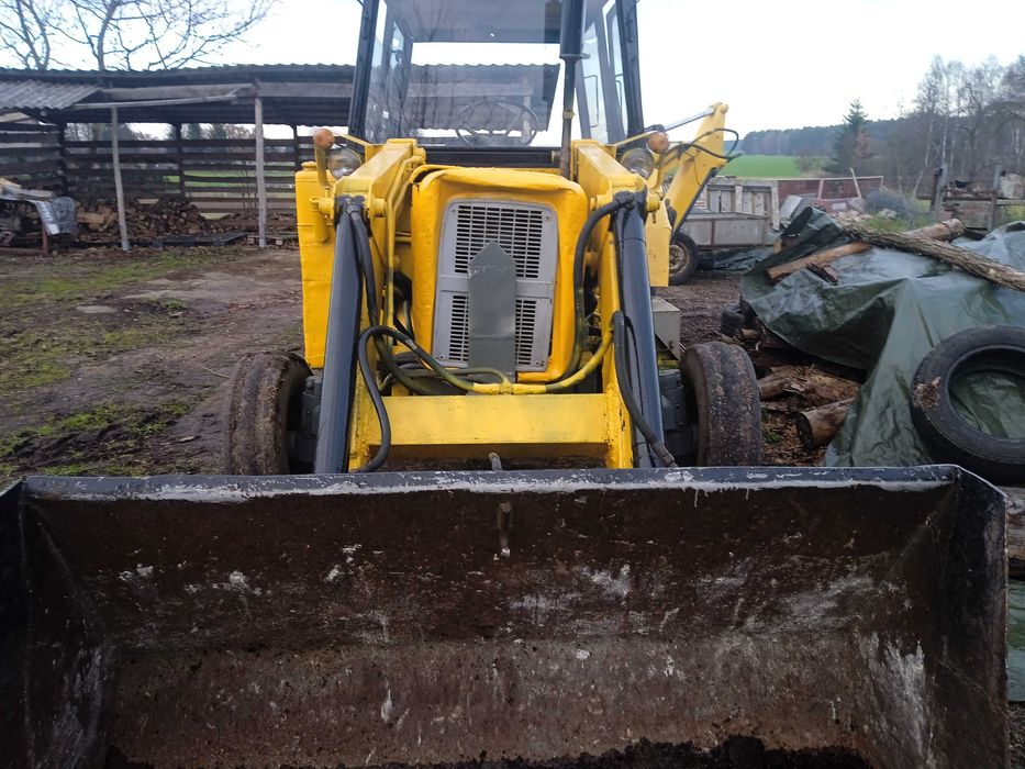 ostrowek koparko-ladowarka