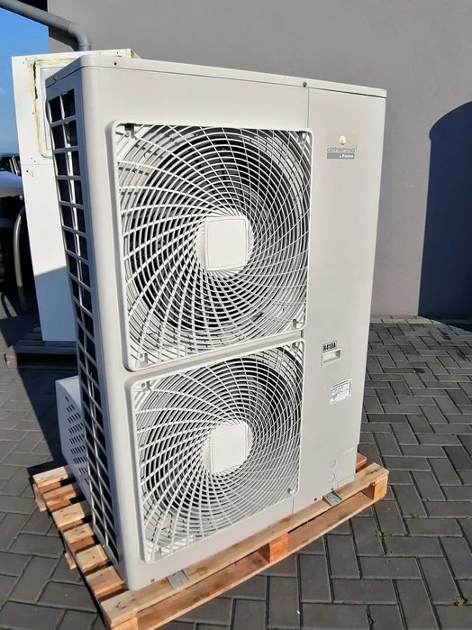 Pompa ciepła powietrze woda Daikin split 11 KW