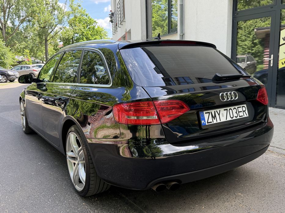 AUDI A4 B8 2.0 TDI CR 143KM 6 BIEGÓW LED Xenon S-Line Alu19 Navi Tempomat