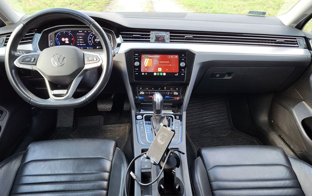 VW Passat B8 4Motion, bogate wyposażenia