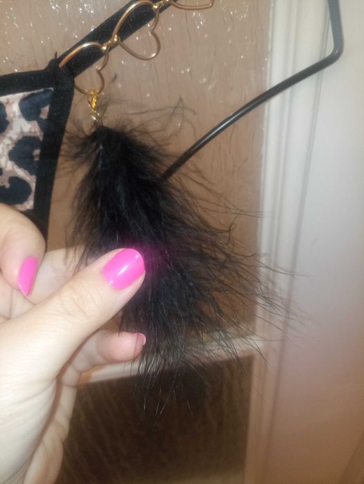 Frywolne panterkowe stringi,XL