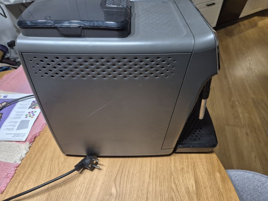 Automatyczny ekspres ciśnieniowy Philips EP0820/00 1500 W czarny