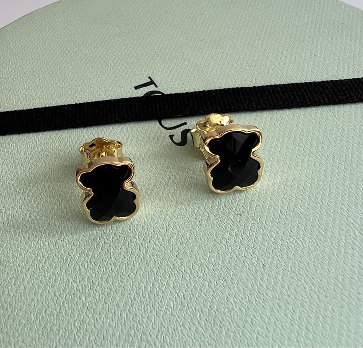 Tous kolczyki czarny miś.