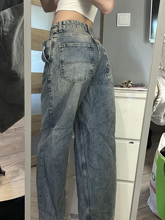 jeansy skater fit