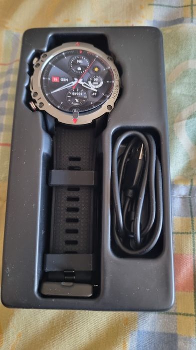 Smartwatch GEDFOUNG Novo.