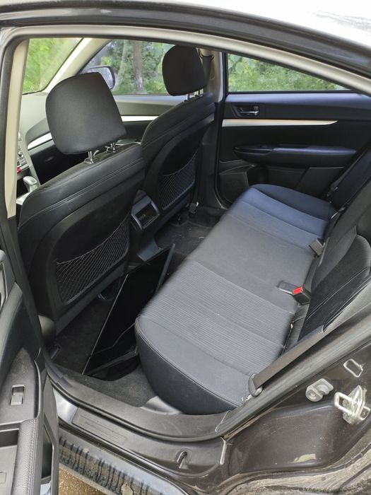 Subaru Legacy 2011