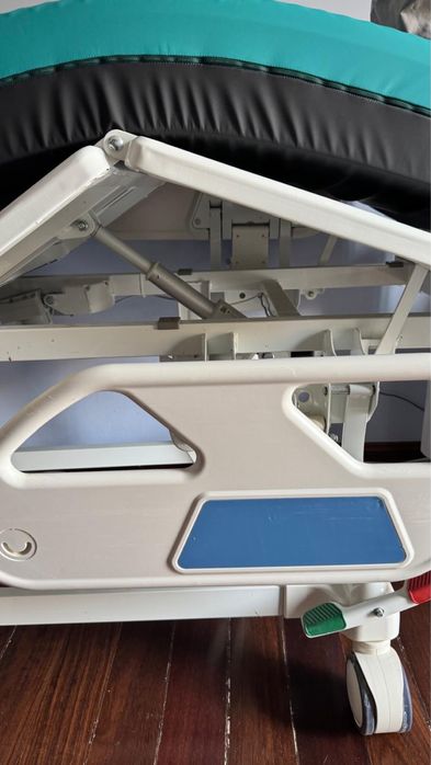 Cama articulada (como nova)