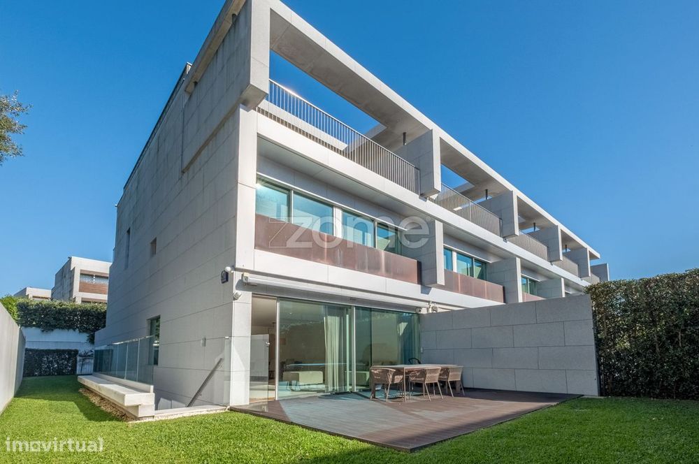 Moradia T5+1 com jardim - Casas das Buganvílias, Porto