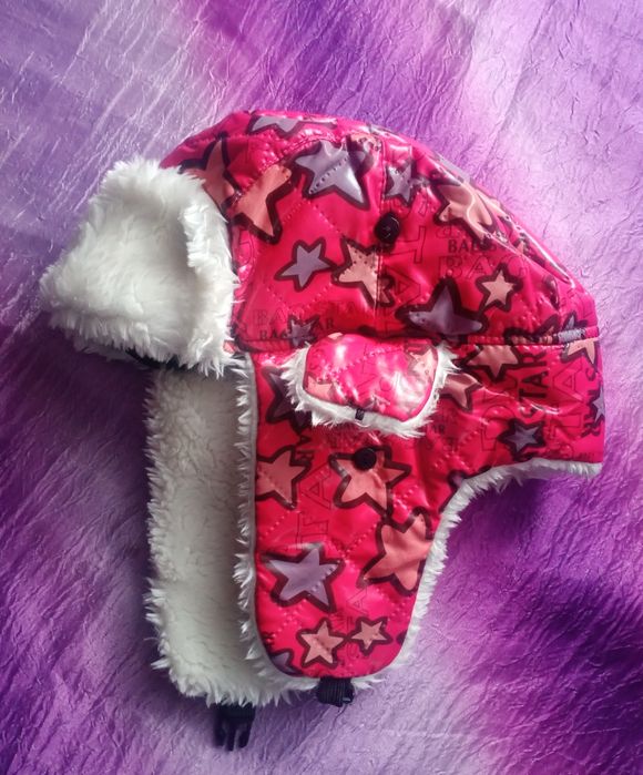 Nowa, ciepła czapka dziecięca uszatka w kolorowe gwiazdki,pilotka