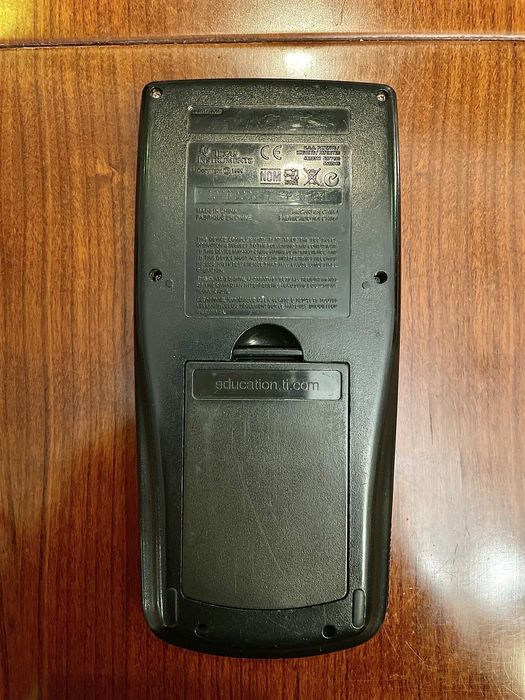 Kalkulator graficzny Texas Instruments TI-83 Plus