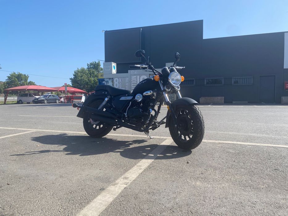 Mota keway superlight 125cc , 1800km , 2022 , 1900€
