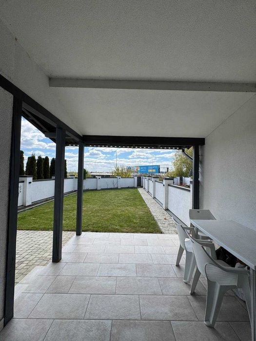 Продаж будинку з ремонтом по вулиці Кульпарківська біля Rivyera City