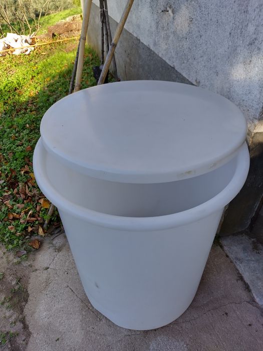 Deposito agua 300 litros