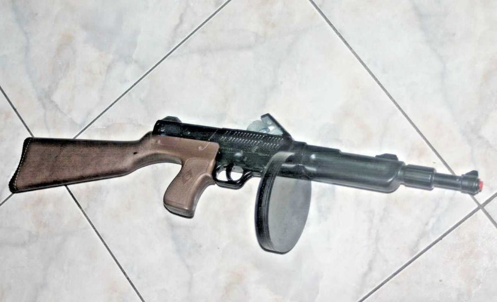 Gonher игрушка автомат на пистонах Испания