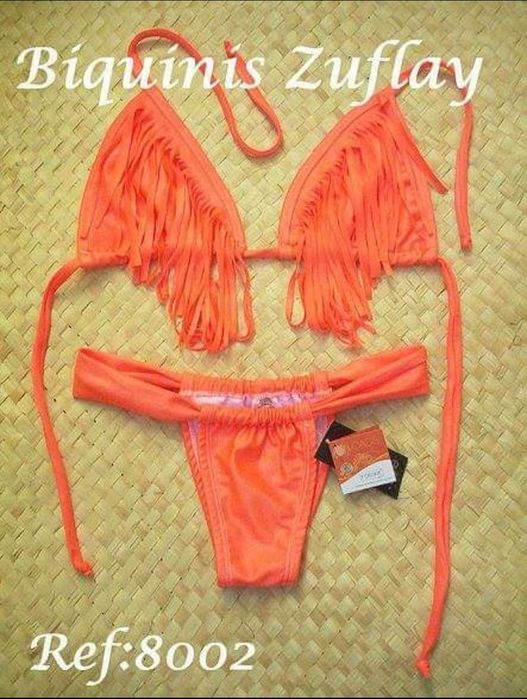 Biquinis e fatos de banhos brasileiro