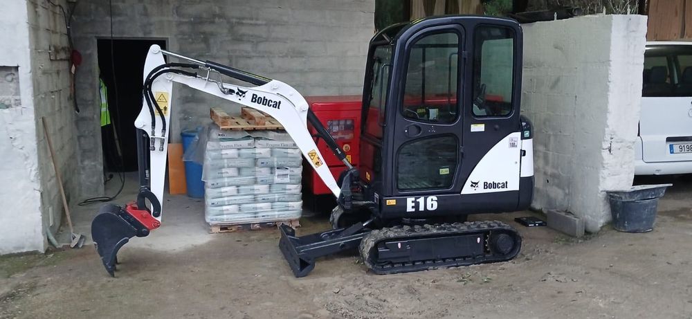 Máquina BoBcat E16