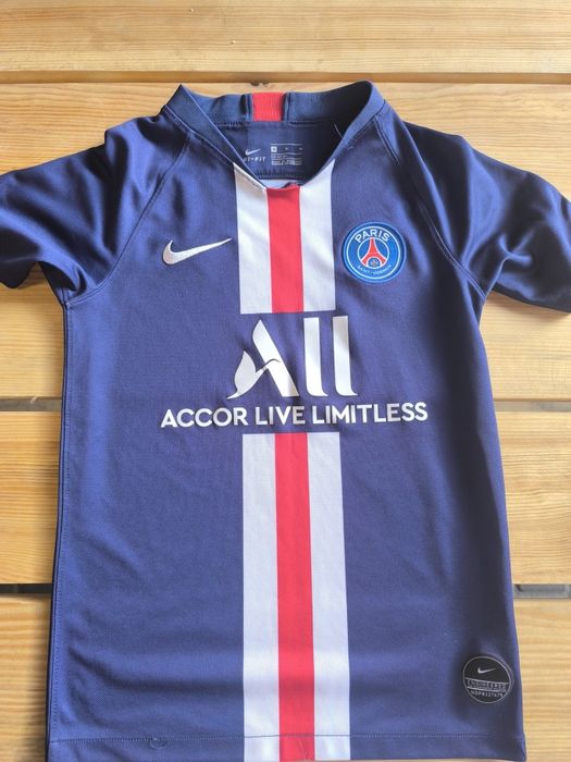 Футбольная футболка