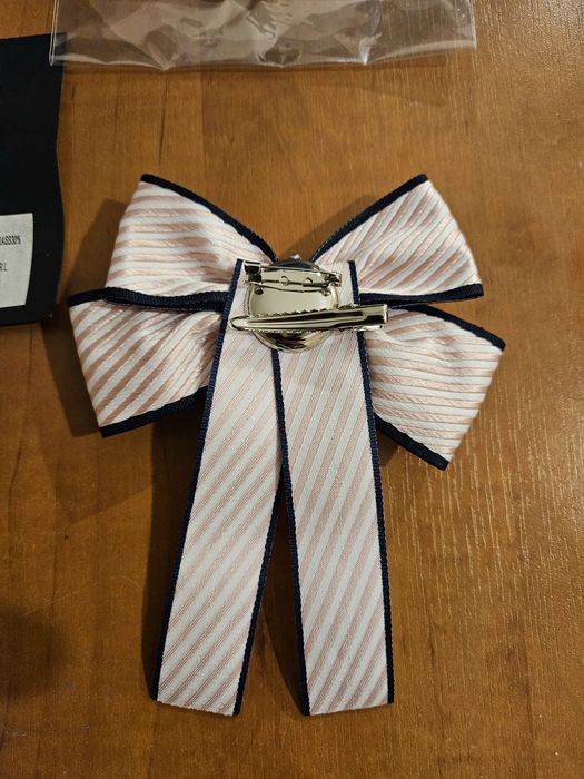 Broszka kokardka i spinka do włosów 2 w 1 k-pop style, anime nowa z me