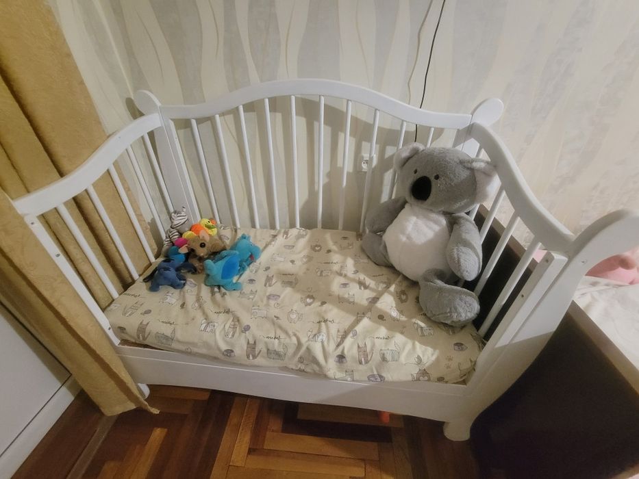 Кроватка дитяча.