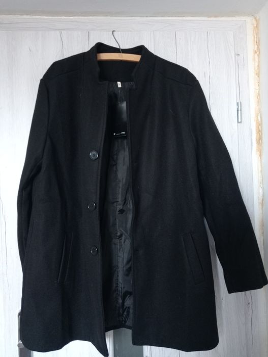 Damskie płaszcz jesienny nowy.