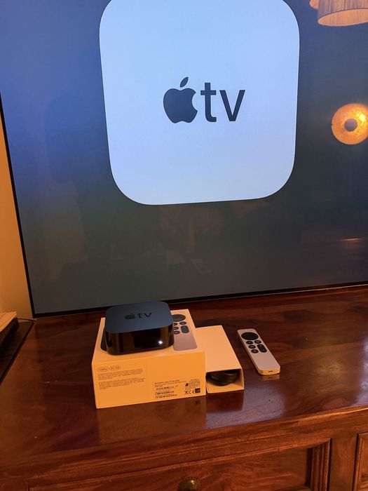 Idealny odtwarzacz multimedialny Apple TV A1625 nowy pilot
