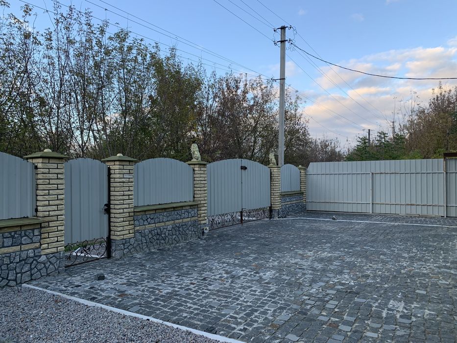 Продам особняк в с.Фурси