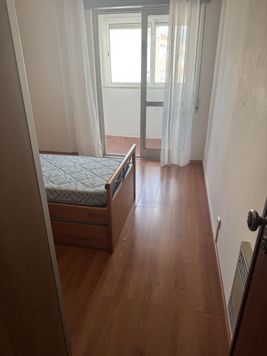 Quarto na Pontinha