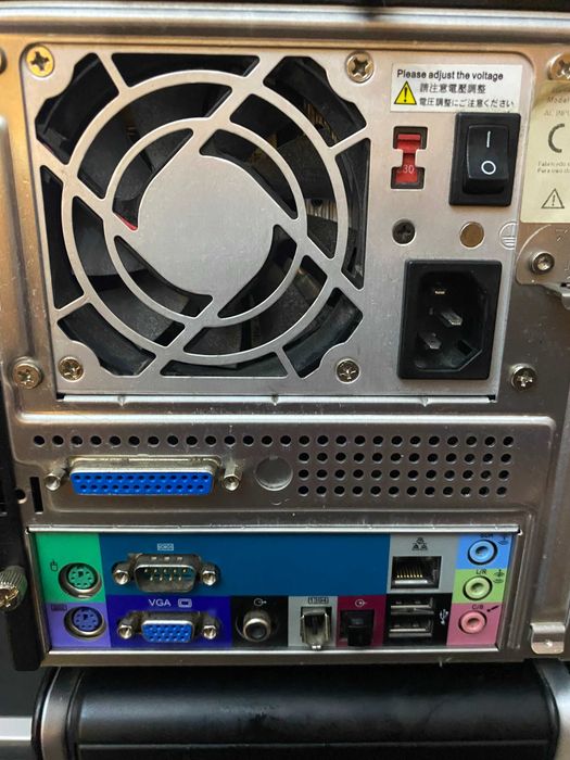 Computadores de torre430093076100567045