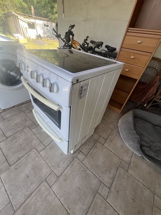Kuchenka elektryczna Elektrolux