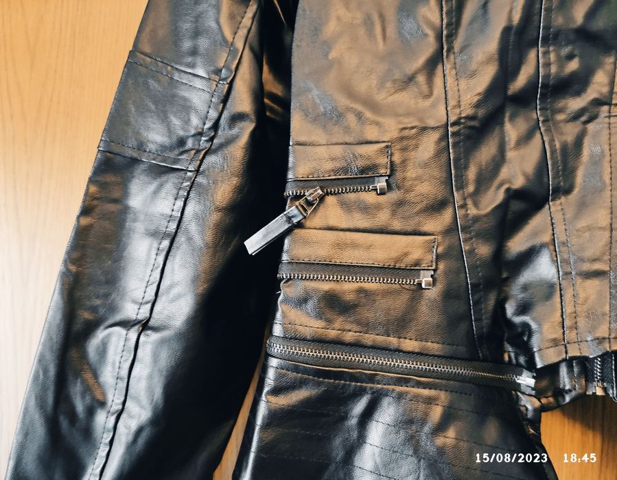 Novo blusão preto assimétri osco