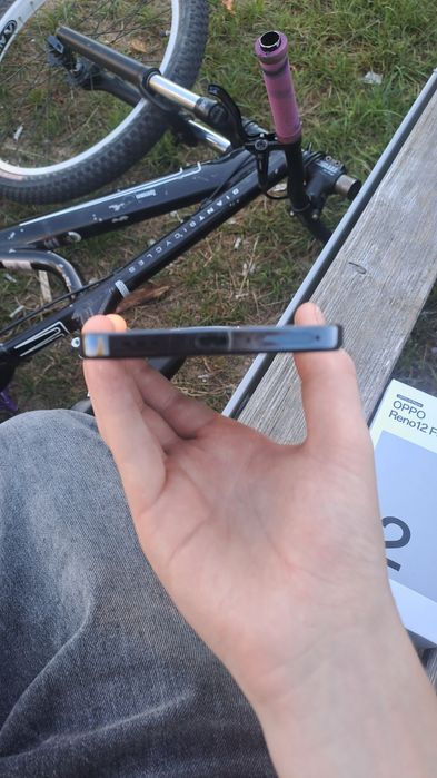 Oppo reno 12 fs idealny