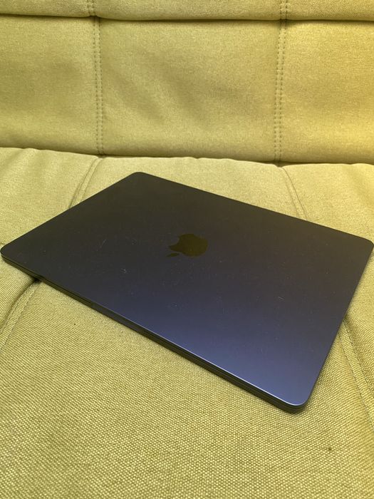Apple MacBook Air m2 8 Midnight