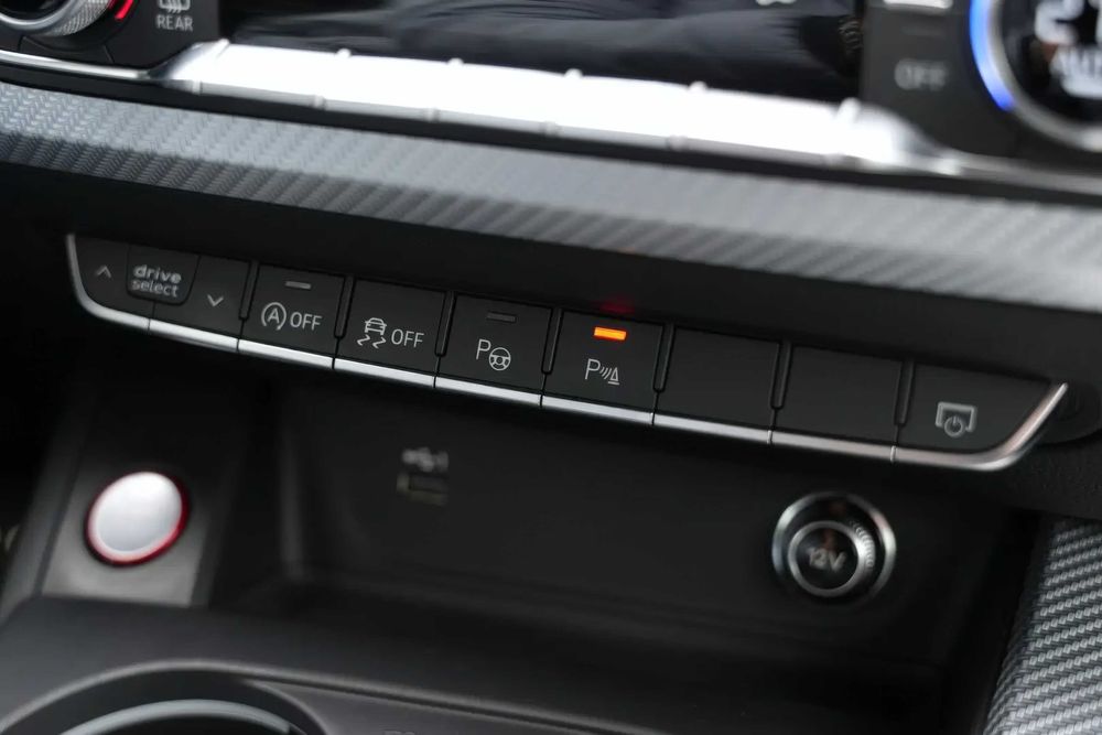 Audi RS4 Quattro tiptronic      2018