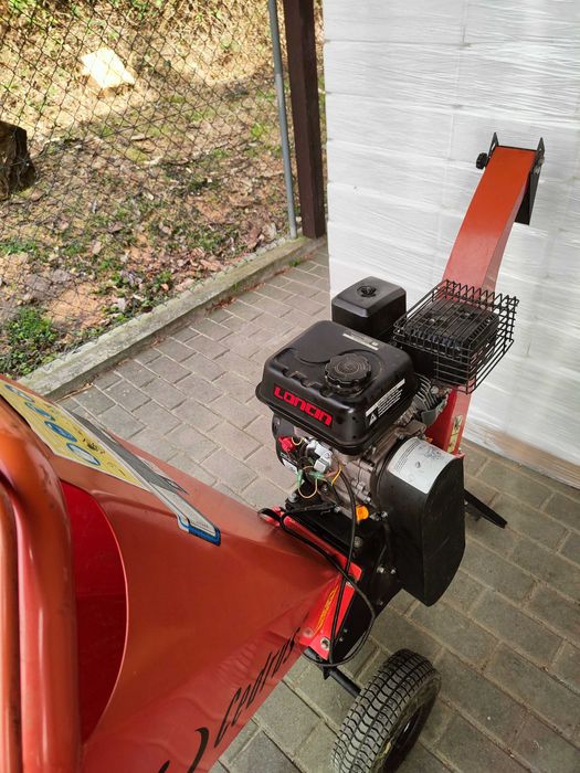 Rozdrabniacz do galezi spalinowy