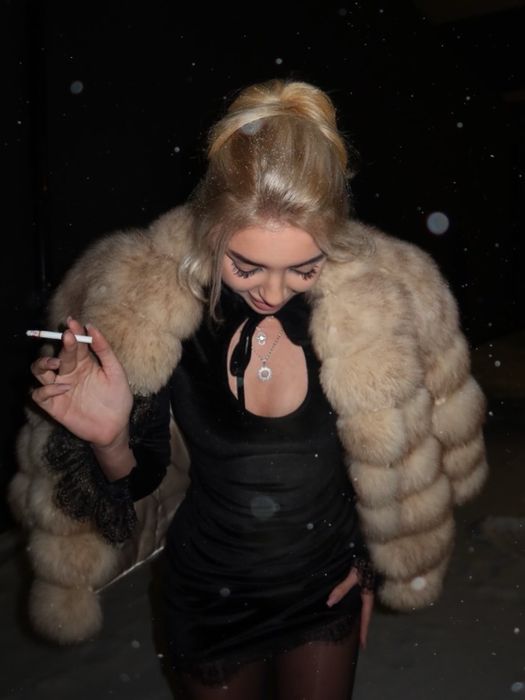 Шубка з песця. Автоледі