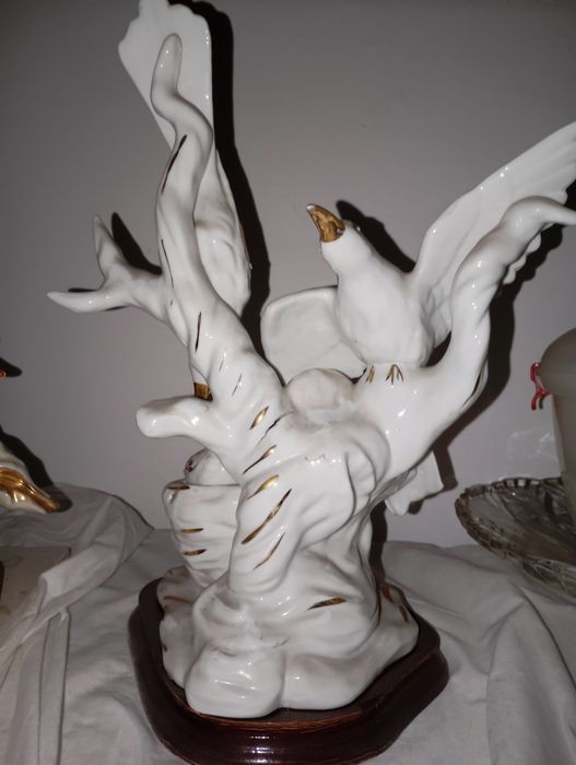 Estatueta decorativa de família de pássaros