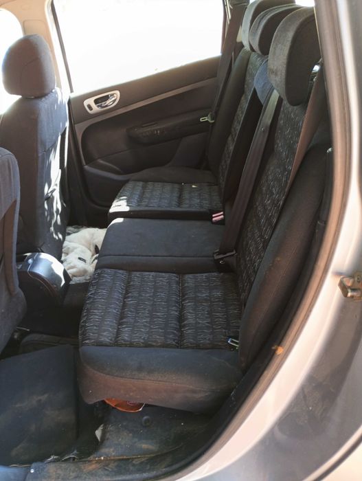 Peugeot 307 1.6 TDI. Para peças ou arranjar