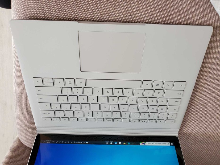 Microsoft SURFACE BOOK i7-6600U 3.40Ghz 512GB 16GB RAM MX940