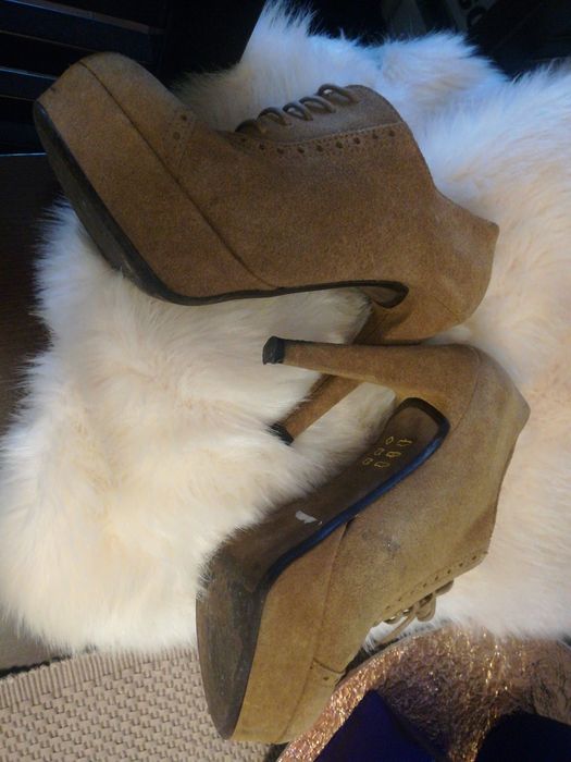 Sapatos senhora N36