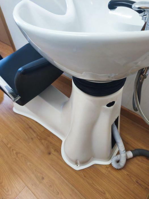 Vendo rampa de lavagem para cabelos