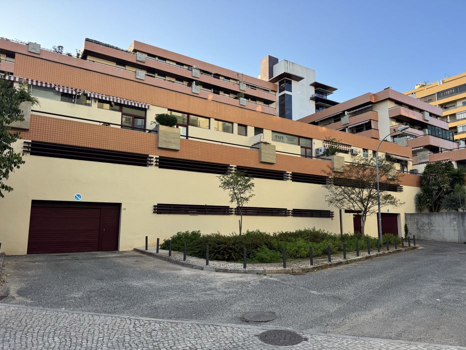 Garagem BOX em Oeiras