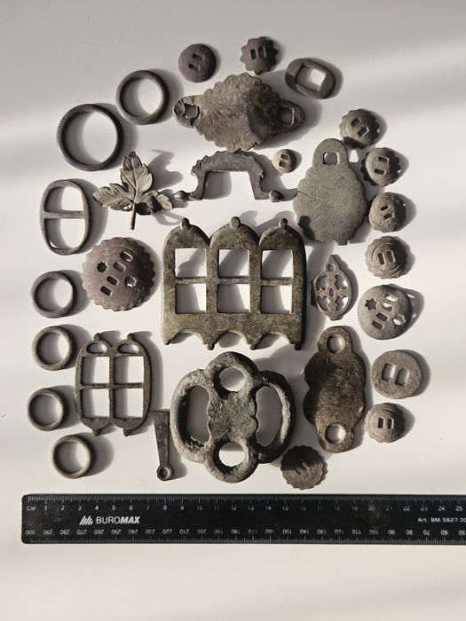 Элементы конской упряжи  17 - 19 века.