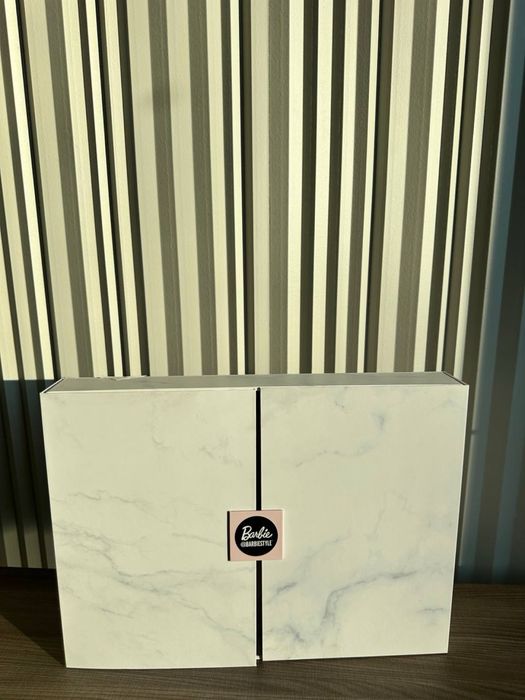 Набір колекційних ляльок Барбі та Кен Стиль Barbie and Ken Signature