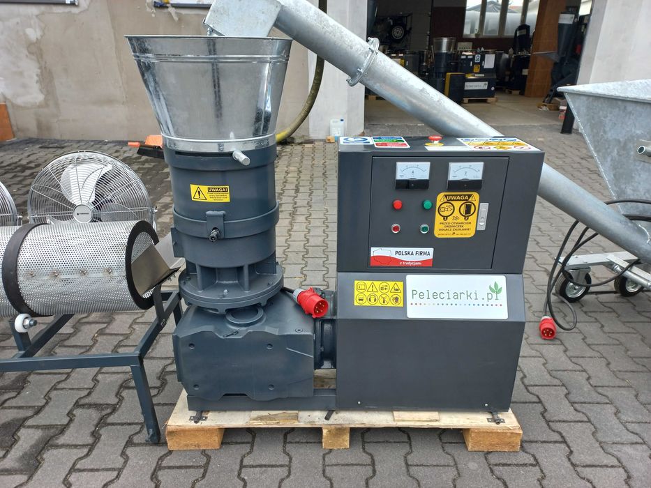 Granulator Peleciarka Pelet Sosna Granulat z Siana Pelet ze Słomy 22kW