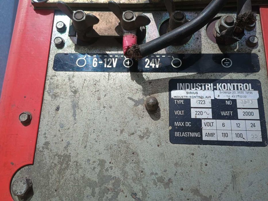 tester miernik akumulatorów ładowania 6-12-24V prostownik tir